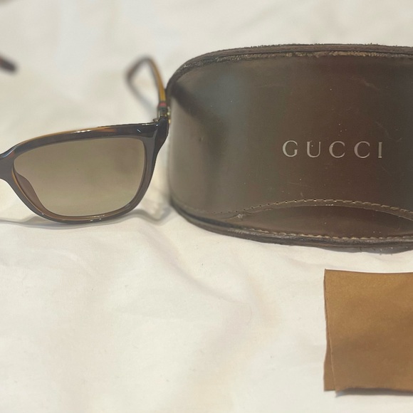 Tortoise Shell Sunglasses - Picture 10 of 11